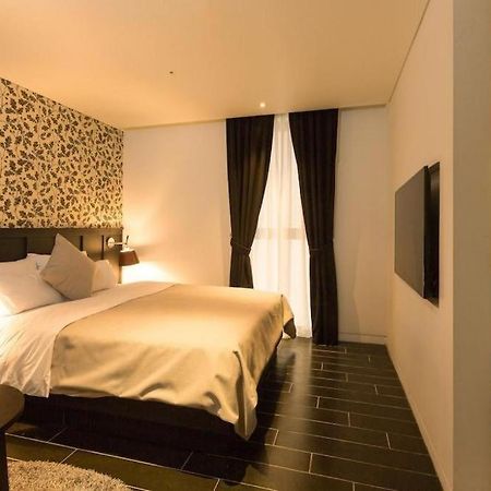 Trang Blue Hotel Seoel Buitenkant foto
