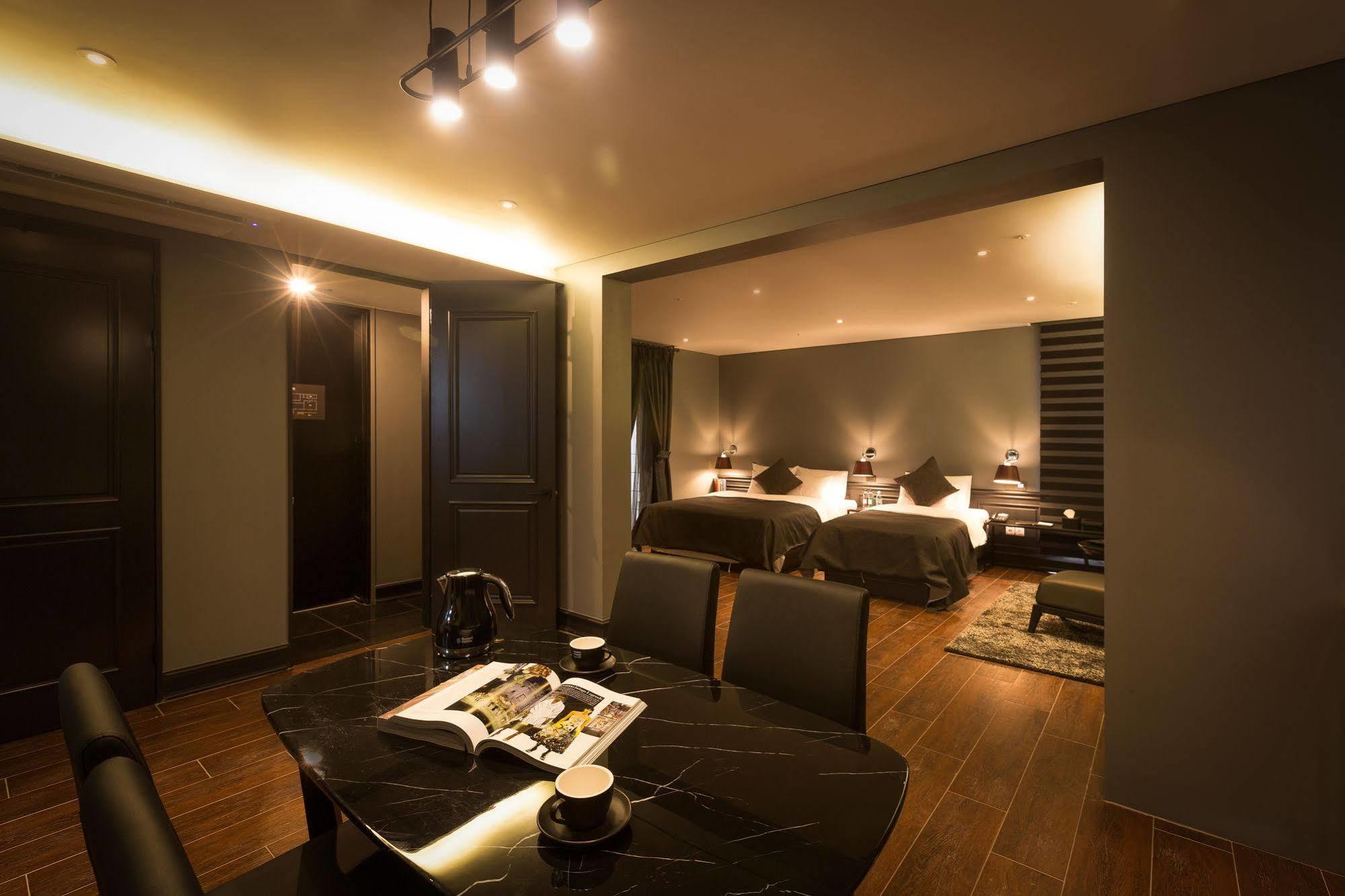 Trang Blue Hotel Seoel Buitenkant foto
